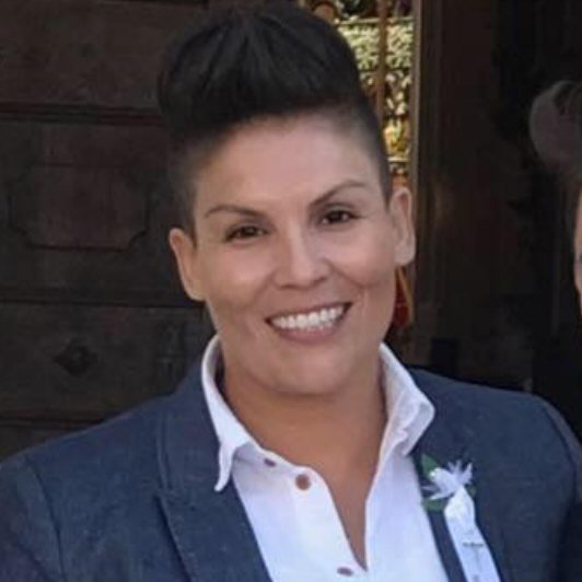 A picture of our team member Laura Ramos who is co-founder of Redefine Wellness and Treatment