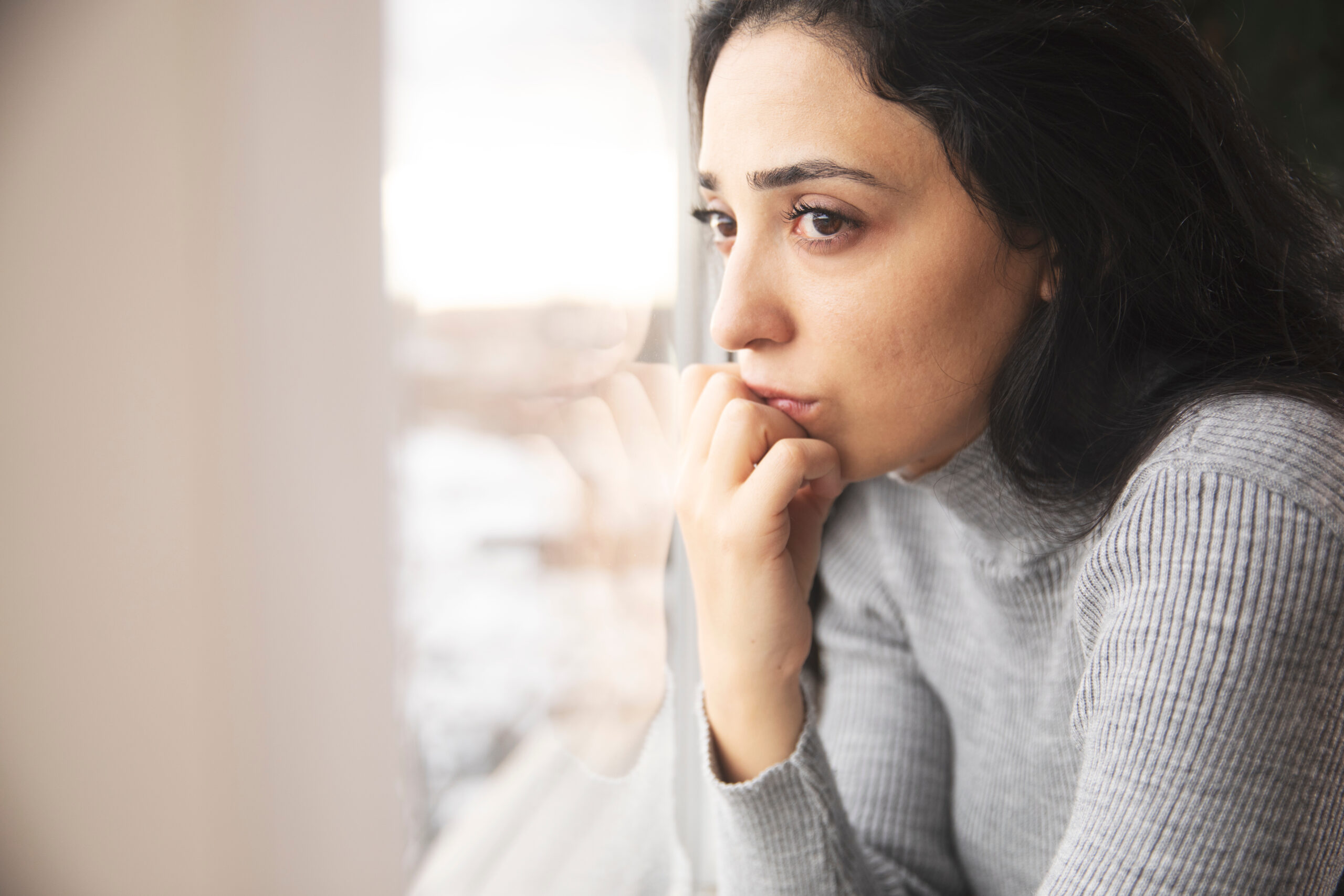 Supportive moment during BPD treatment at Redefine Wellness in Scottsdale