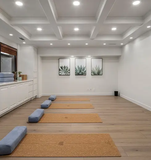 Scottsdale therapeutic wellness retreat yoga and meditation studio