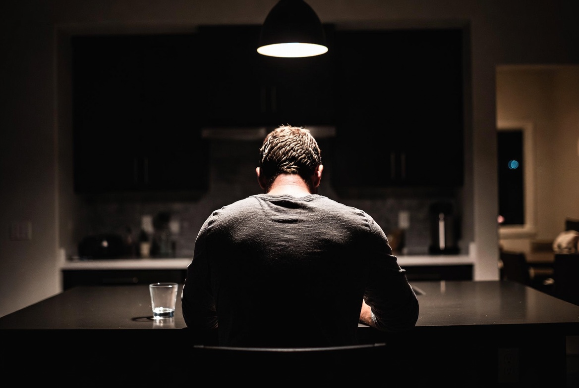 Signs You May Need Alcohol and Depression Treatment​